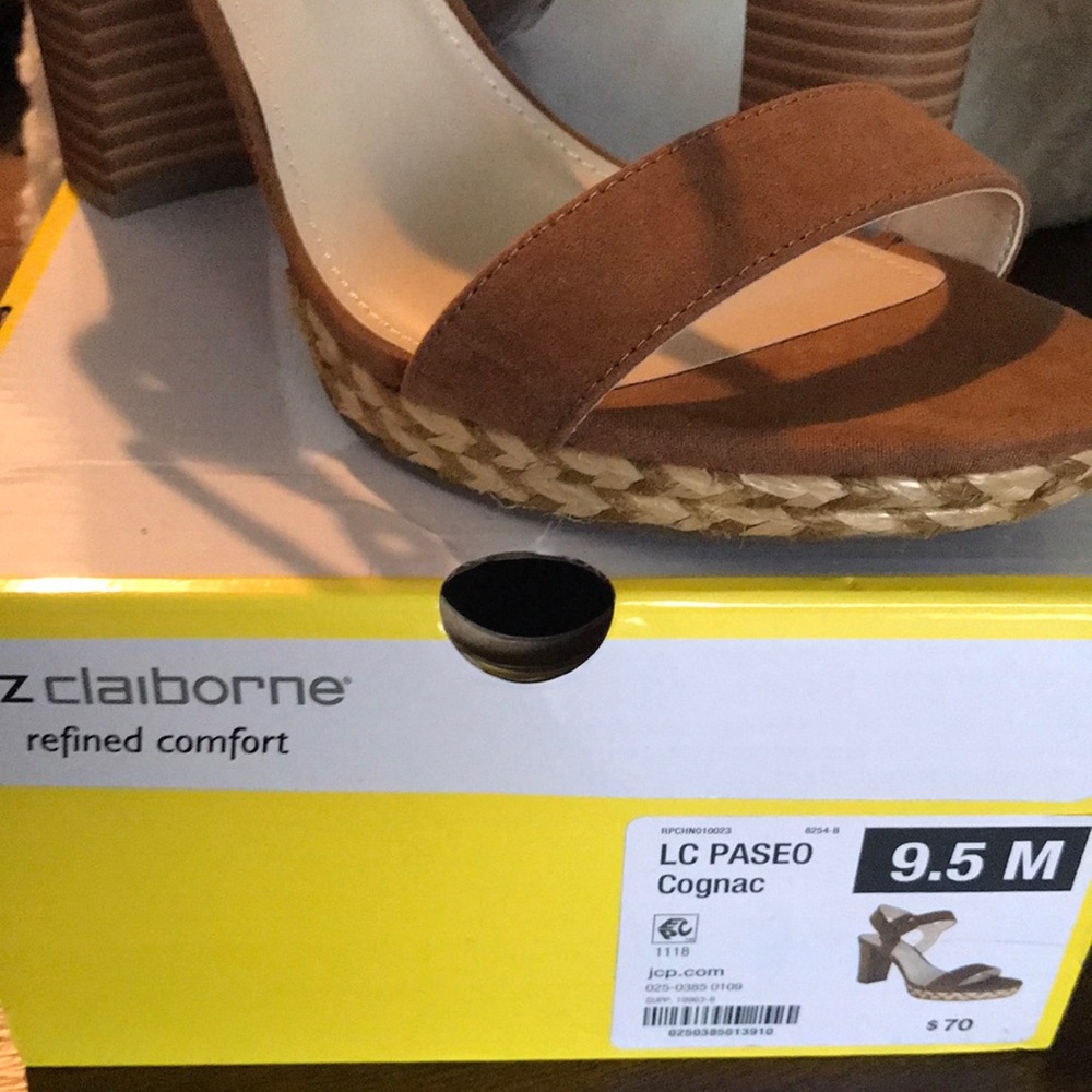 Liz Claiborne shoes